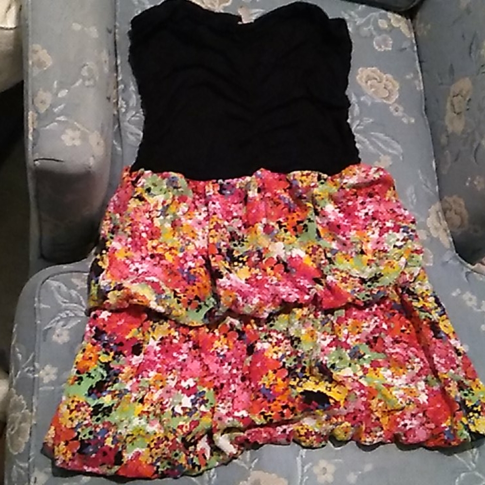 Above the knee dress, strapless